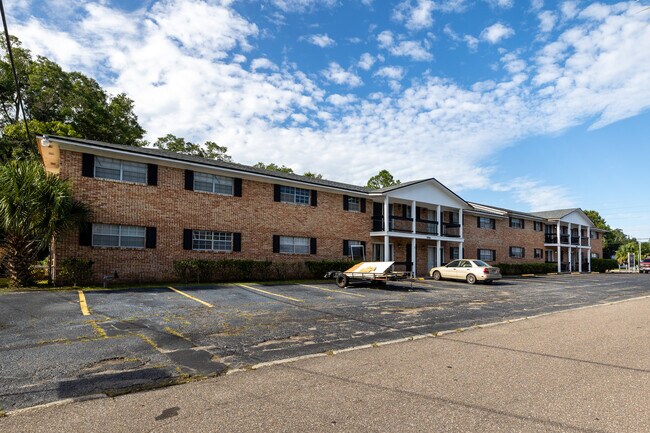 5985 Windsor Forest Dr in Jacksonville, FL - Building Photo - Building Photo