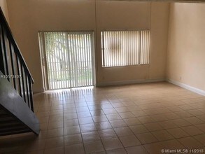 18111 NW 68th Ave-Unit -H201 in Hialeah, FL - Building Photo - Building Photo
