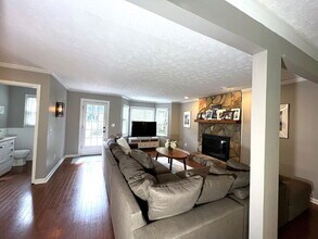 3324 Devaughn Dr in Marietta, GA - Building Photo - Building Photo