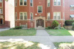 8133-8135 S Vernon Ave Apartments