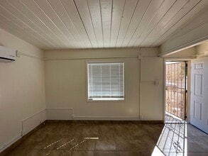 16510 Sylvan Rd in Apple Valley, CA - Building Photo - Building Photo