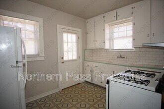 3815 Mountain Ave in El Paso, TX - Building Photo - Building Photo