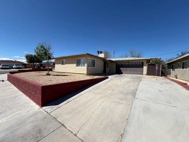 760 Stevens Ave in Barstow, CA - Building Photo - Building Photo