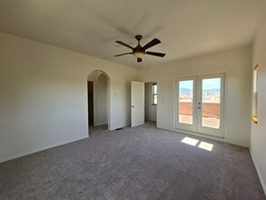 1558 Sipapu Ln in Santa Fe, NM - Building Photo - Building Photo