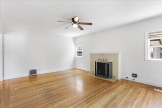 3608 Fruitvale Ave in Oakland, CA - Foto de edificio - Building Photo