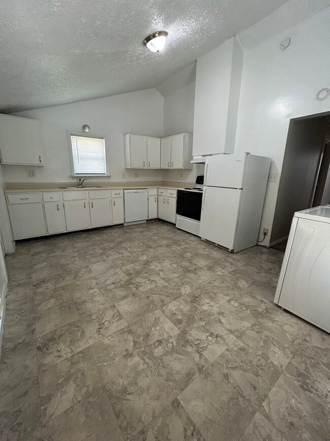 1402 Alabama St in Lafayette, IN - Building Photo - Building Photo