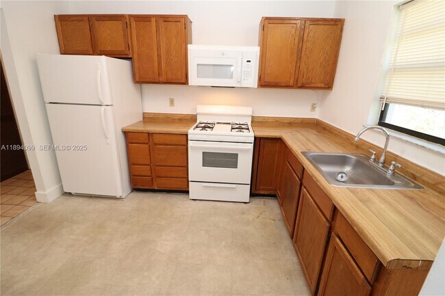 property at 1206 N 22nd Ave