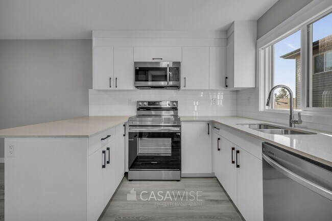 property at 13539-13570 70 St NW