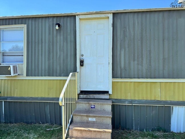 314 W 6th St in Burkburnett, TX - Foto de edificio - Building Photo