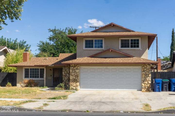 43834 Gadsden Ave in Lancaster, CA - Building Photo