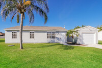 2532 SE Berkshire Blvd in Port St. Lucie, FL - Building Photo - Building Photo