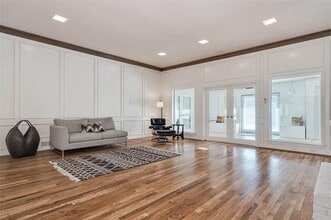 6315 Brook Lake Dr in Dallas, TX - Building Photo - Building Photo