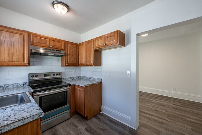406 Paines Ave NW in Atlanta, GA - Building Photo - Building Photo
