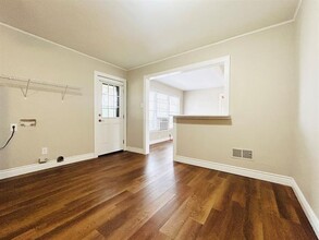 210 Spence St E in Sulphur Springs, TX - Building Photo - Building Photo
