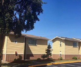 Chehalis Avenue Apartments in Chehalis, WA - Building Photo - Building Photo