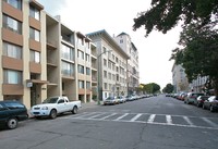 The Alician Apartments in Oakland, CA - Foto de edificio - Building Photo