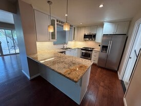 2063 Village Ln in Solvang, CA - Building Photo