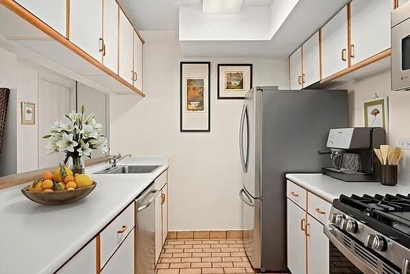 377 Rector Pl in New York, NY - Foto de edificio - Building Photo