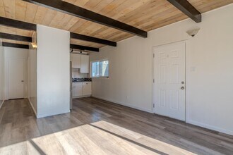 178 Montecito Ave in Pacifica, CA - Building Photo - Building Photo