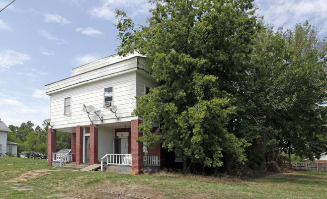 610-612 E Broadway St in Muskogee, OK - Foto de edificio - Building Photo