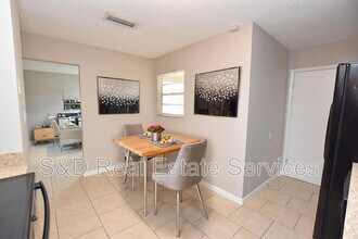 1139 Mercury Dr W in Lakeland, FL - Building Photo - Building Photo