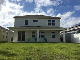 2510 Sanderling St in Haines City, FL - Building Photo