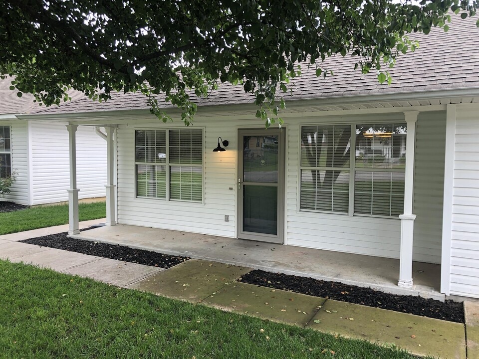 615 S Florence Ave in Claremore, OK - Building Photo