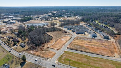 Royal Creek in Raleigh, NC - Building Photo - Building Photo
