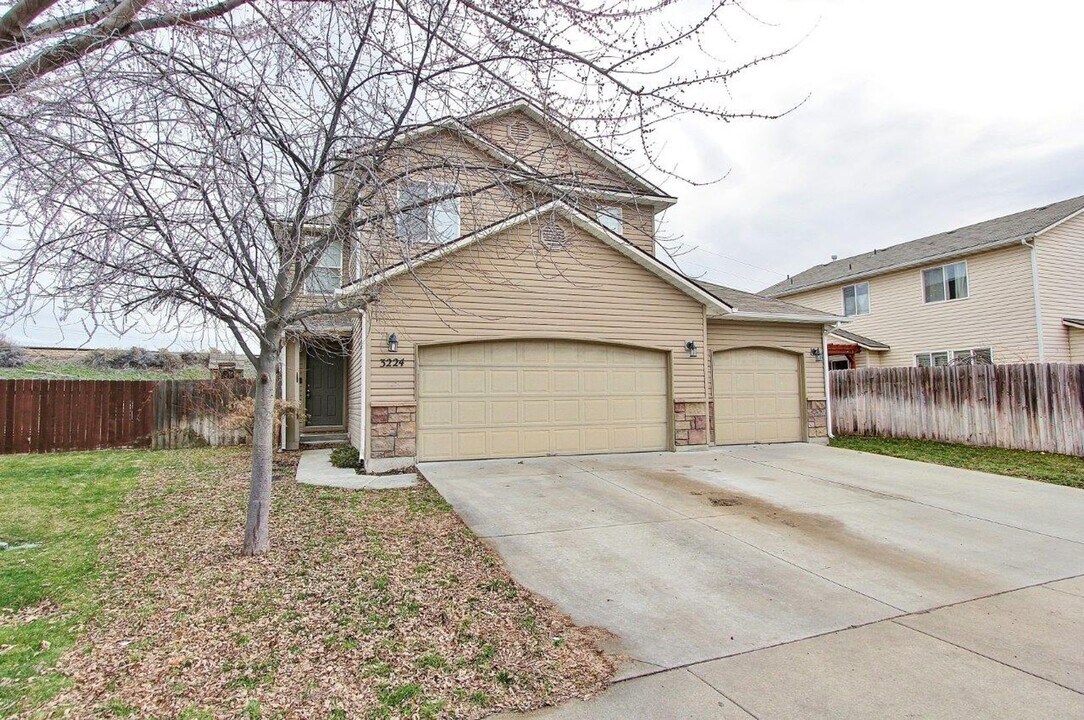 3224 Capistrano Ave S in Boise, ID - Building Photo