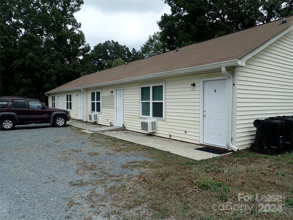 704 Cotton St in Monroe, NC - Building Photo