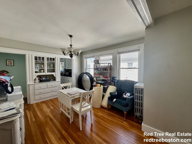 33 Harriet St, Unit 2