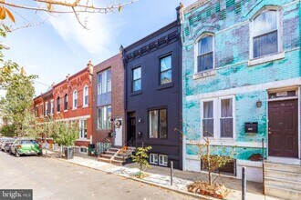 1231 N Hollywood St in Philadelphia, PA - Building Photo - Building Photo