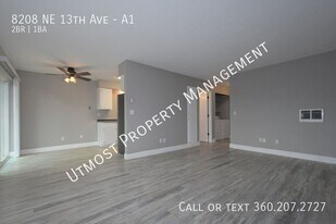 8208 NE 13th Ave in Vancouver, WA - Building Photo