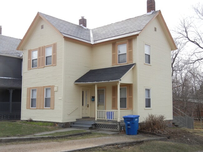 property at 146 Colchester Ave