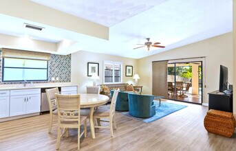 663 106th Ave N, Unit SI ID1504161P in Naples, FL - Foto de edificio - Building Photo