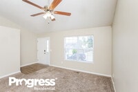 129 Cherry Laurel Dr photo'