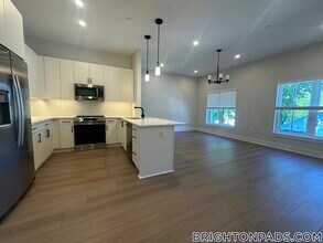 9 Newton St in Boston, MA - Building Photo - Building Photo