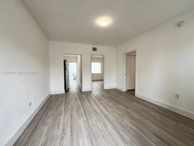 1900 Calais Dr in Miami Beach, FL - Building Photo - Building Photo