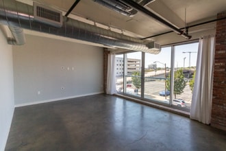 310 E 1st St in Tulsa, OK - Building Photo - Building Photo
