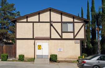 33071-33091 Santa Rosa Dr in Lake Elsinore, CA - Building Photo - Building Photo