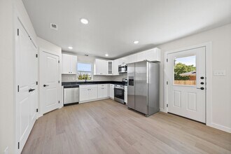 1407 S 5th St in Temple, TX - Building Photo - Building Photo