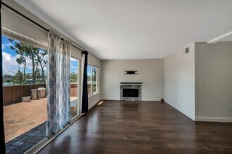 10253 Caminito Agadir in San Diego, CA - Building Photo - Building Photo