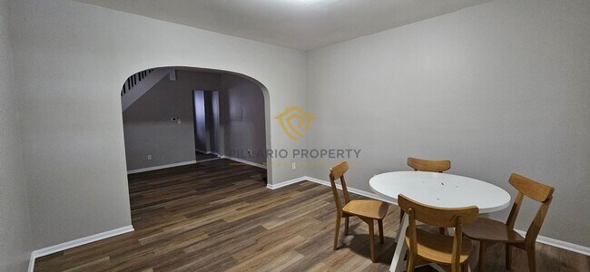 933-935 N Dearborn St in Indianapolis, IN - Foto de edificio - Building Photo