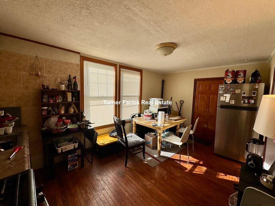 739 Parker St, Unit 3 in Boston, MA - Foto de edificio