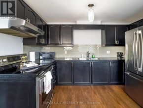 67 Main St in Kawartha Lakes, ON - Building Photo - Building Photo