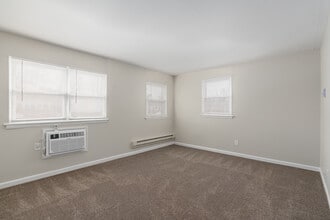 Park Run Apartments in Downingtown, PA - Building Photo - Interior Photo