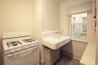 607 Mifflin Ave, Unit 1 in Pittsburgh, PA - Building Photo - Building Photo
