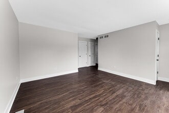 816 Mackinaw Ave in Calumet City, IL - Building Photo - Building Photo