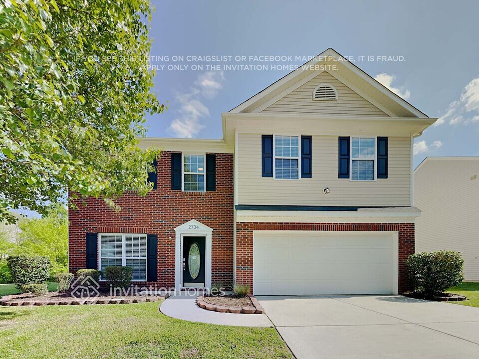 2734 Highland Park Dr in Charlotte, NC - Building Photo