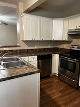 1401 John Exum Pkwy in Johnson City, TN - Building Photo - Building Photo